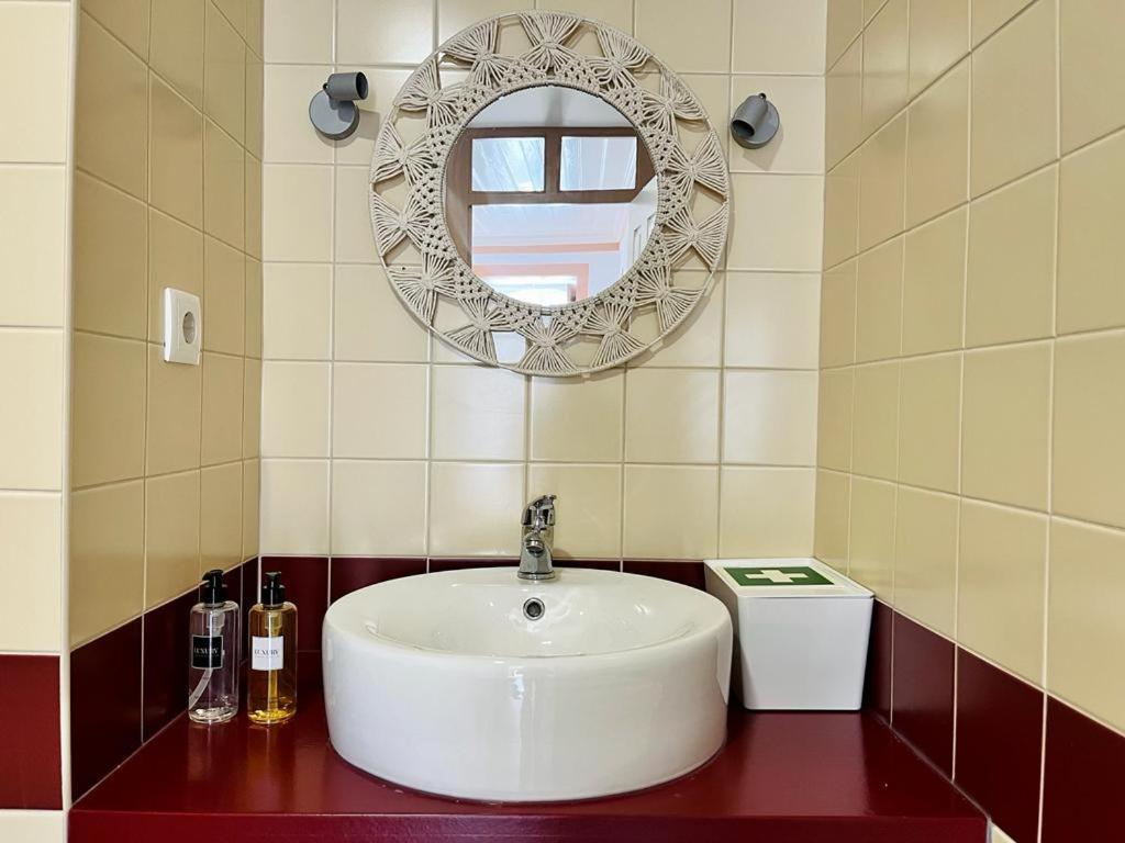 Casa Rosa Com Ac Lejlighed Coimbra Eksteriør billede